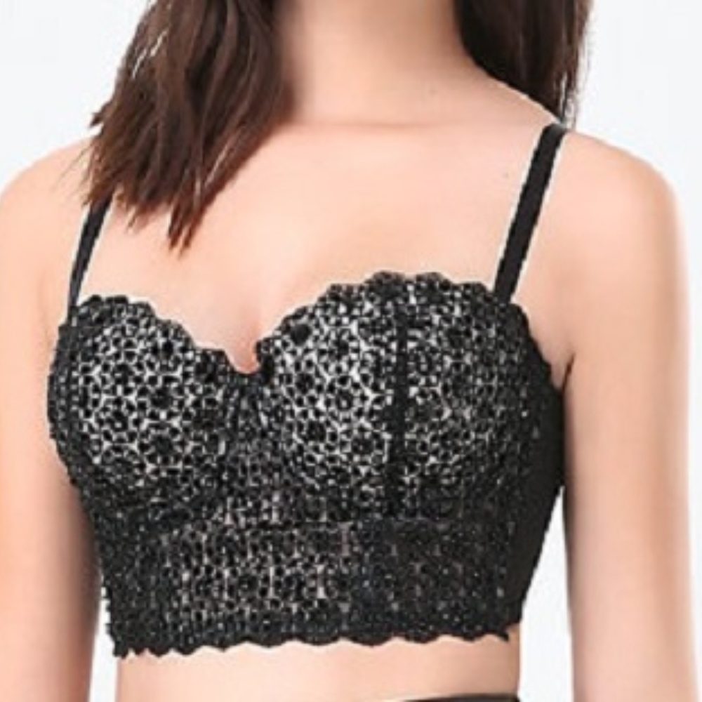 Black lace bra crop top